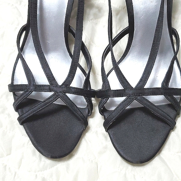 FIONI black strappy sandals - Picture 3 of 8